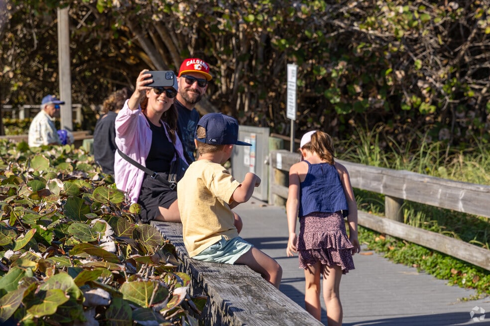 City_Indialantic_ 1003439_030725_SH_V1