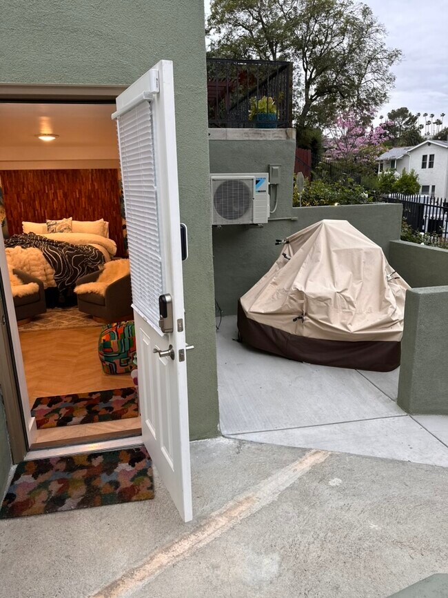 3351 Hamilton Way unit 3353 A, Los Angeles, CA 90026 - photo 7