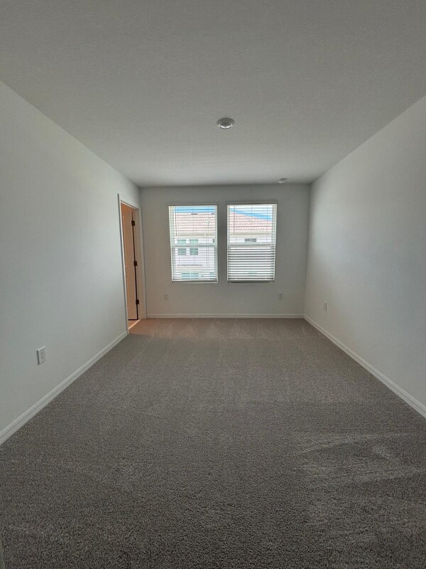 2984 Skyline Lp, Kissimmee, FL 34758 - photo 6