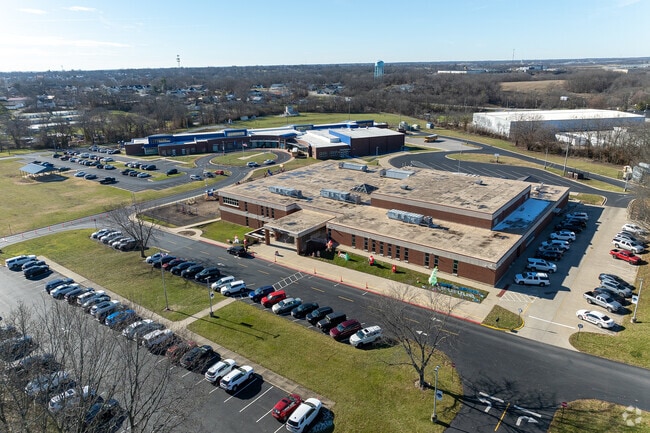 The student population of William G. Conkwright Elementary is 439 and the school serves K-4.