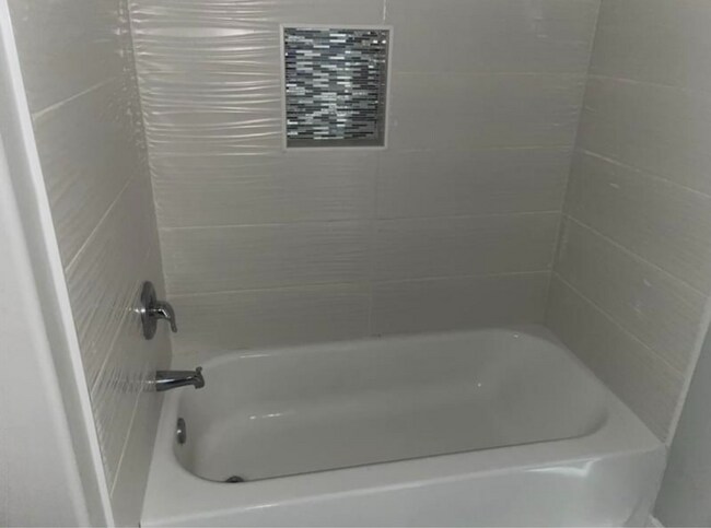 201 W Rutherford Ave unit 2, Edinburg, TX 78541 - photo 7