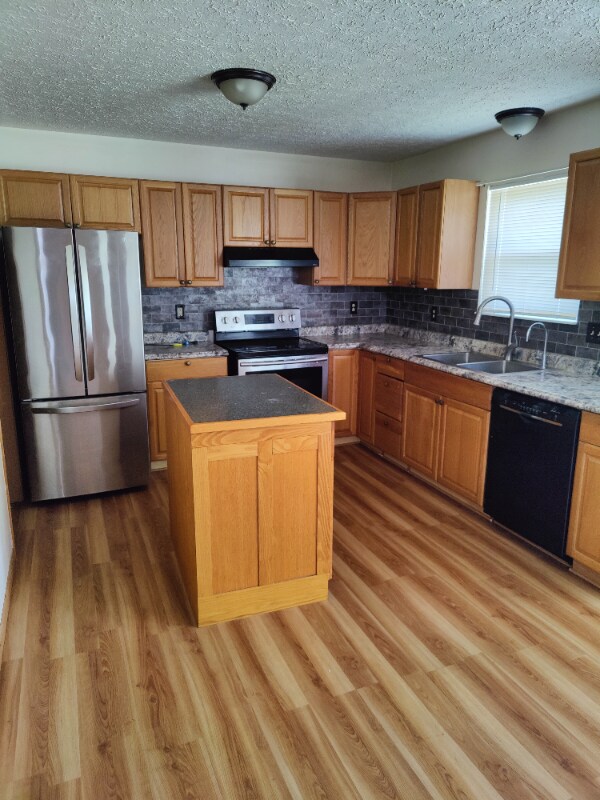 3157 Hines Rd, Columbus, OH 43230 - photo 6