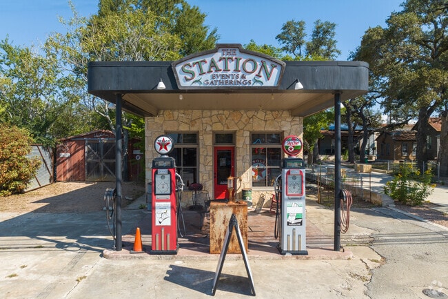 Headwaters residents can explore downtown Dripping Springs for vintage finds.