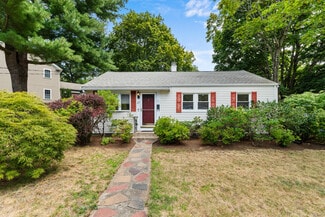 25 Mountain Rd, Waltham, MA 02451