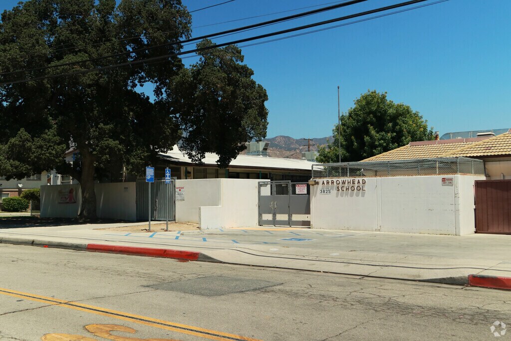 Arrowhead Elementary School is integrated into the Arrowhead neighborhood.