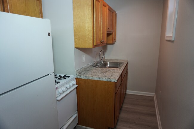 5551 Force Rd unit E, Baltimore, MD 21206 - photo 7