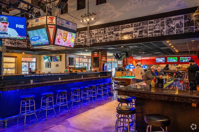 Tailgaters Bar & Grill provides Lone Tree Valley residents with a fun atmosphere.