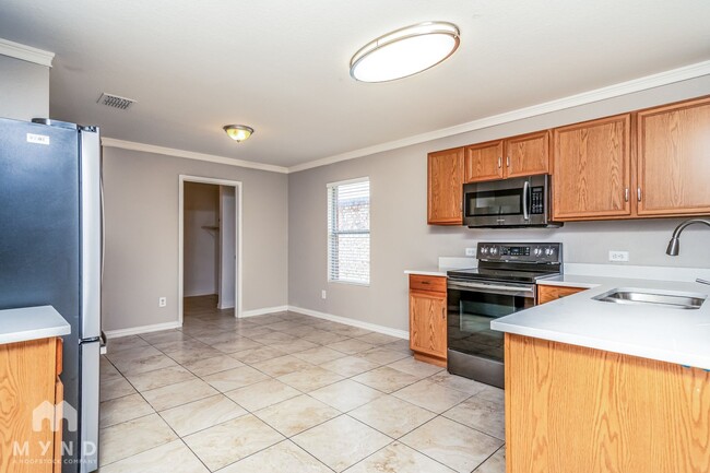 8924 Sun Haven Way, Fort Worth, TX 76244 - photo 3