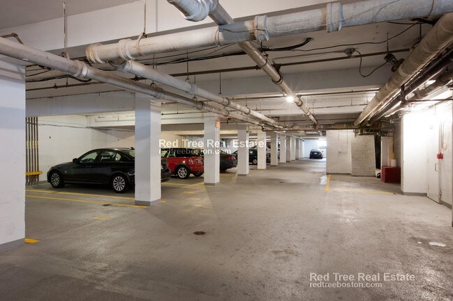 1440 Beacon St unit 106, Brookline, MA 02446 - photo 4