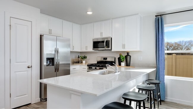 12858 E Curly Neal Dr, Vail, AZ 85641 - photo 2