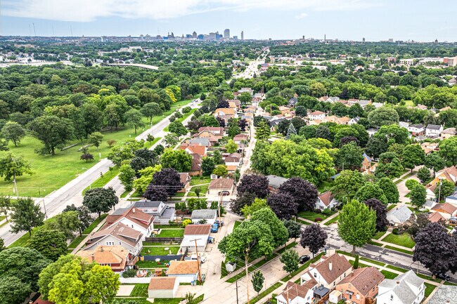 White Manor is a lovely community just outside of downtown Milwaukee, WI.