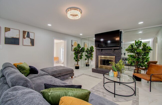 8623 Parasol Ln unit ID1022079P, Houston, TX 77064 - photo 3