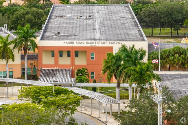 Hagen Road Elementary School serves the residents of Polo Trace.