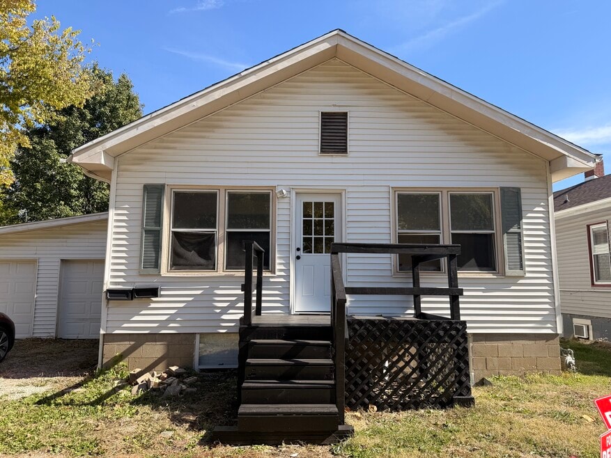 1504 Philo Rd, Urbana, IL 61802 - photo 1