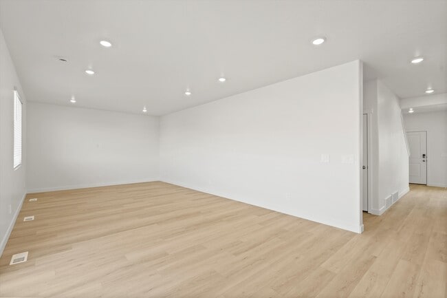 3481 N Browning St, Eagle Mountain, UT 84005 - photo 3