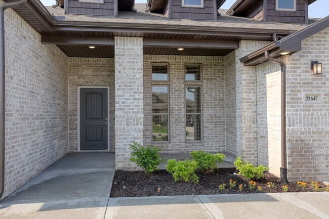 26544 W 83rd Terrace, Lenexa, KS 66227 - photo 5