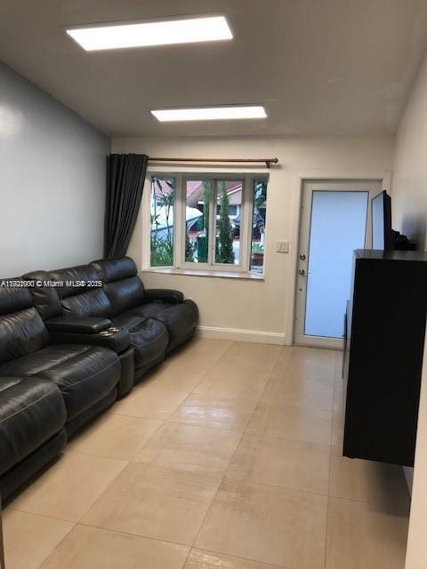 11465 NW 87th Place, Hialeah, FL 33018 - photo 4