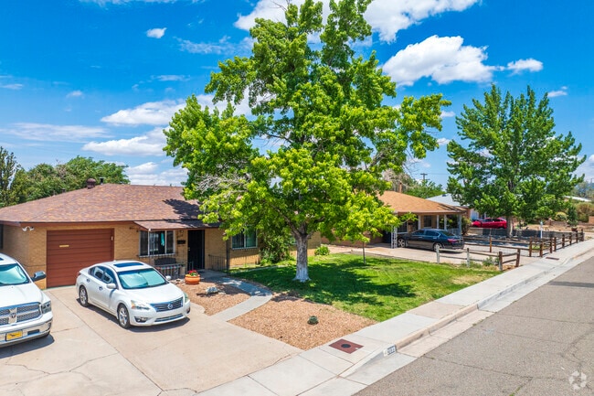 Home prices range from $260,000 to $425,000 in Inez.