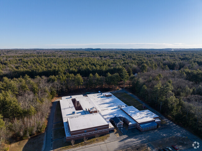 Litchfield Middle School in Litchfield, NH serves grades 6-8.