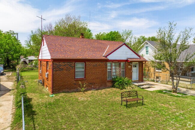 Single story dwellings make up most of the Power neighborhood.