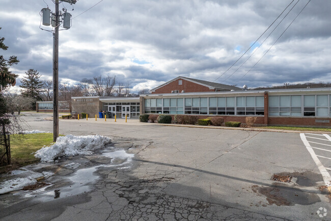 Welcome to Maise E Quinn Elementary in West Warwick, Rhode Island.