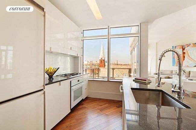 10-17-17 Jackson Ave, Queens, NY 11101 - photo 4