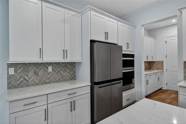 2722 NW 87th Terrace, Pembroke Pines, FL 33024 - photo 5