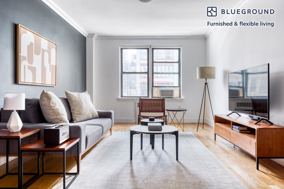 108 W 15th St unit FL5-ID205, New York, NY 10011 - photo 1