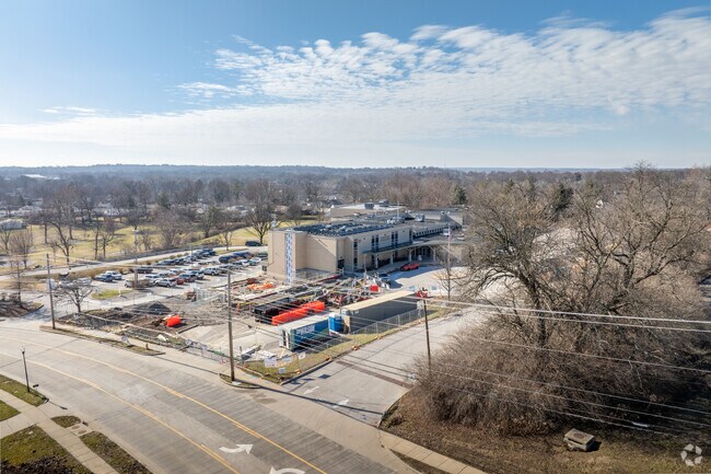 Parkwood Elementary is located on Parkwood Lane.