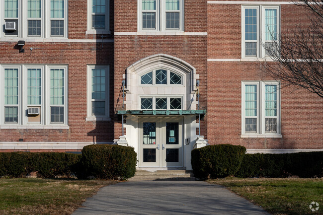 Sign your child up for an afterschool activity at the Tatnuck Magnet School in Worcester, MA.