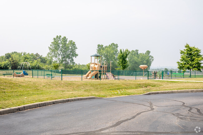 Bridgeport Elementary School is a public elementary school located in Hamilton.