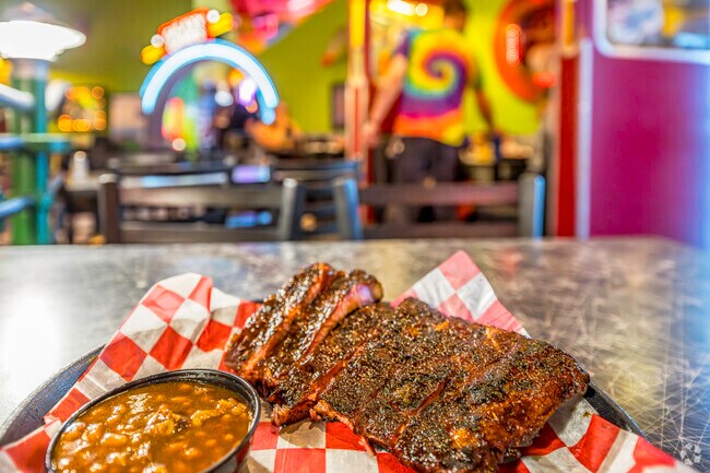 Space Aliens Grill & Bar is an alien themed restaurant serving the best ribs in Willow Park.