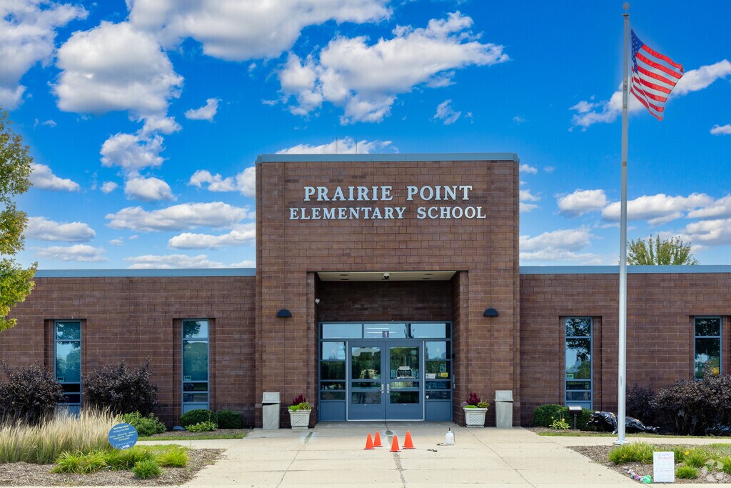 Prairie Point Elementary School, Rankings & Reviews
