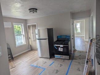 209 Ingleside Ave Unit 2nd Floor, Worcester, MA 01604