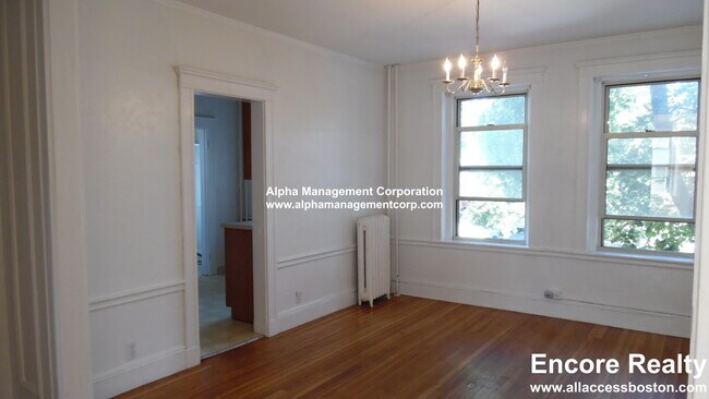90 Maple St unit 4, Malden, MA 02148 - photo 7