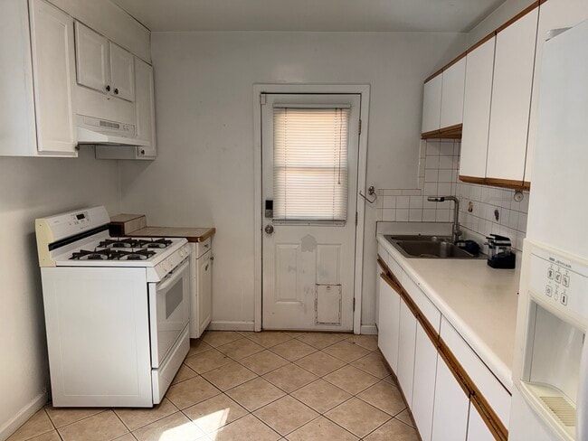 1402 E Diamond St, Phoenix, AZ 85006 - photo 5