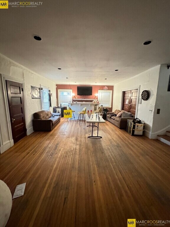 27 Bostonia Ave, Brighton, MA 02135 - photo 4