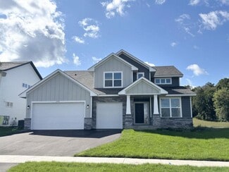 2740 Aspen Dr, Shakopee, MN 55379