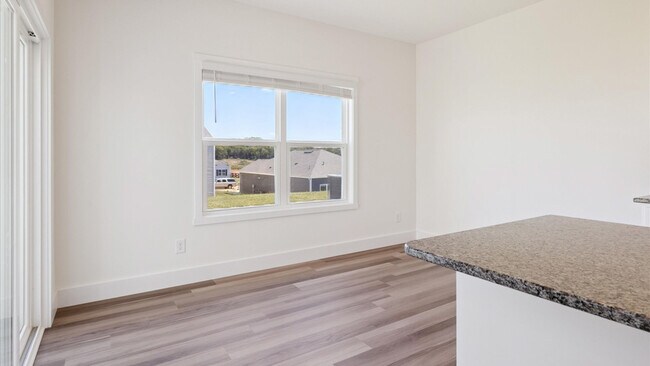 2423 Limelight Ln, Knoxville, TN 37924 - photo 6