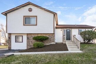 229 Pheasant Rd, Matteson, IL 60443