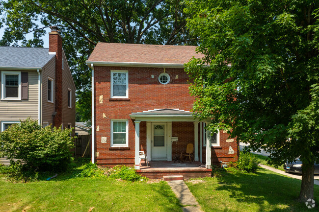 Homes in Harvard Park have strong structures that still stand tall after many years of use.