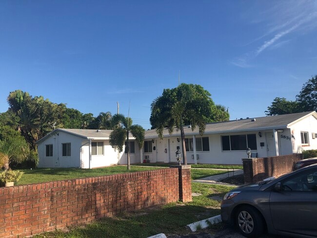 5831 NE 18th Ave unit 1, Fort Lauderdale, FL 33334 - photo 2