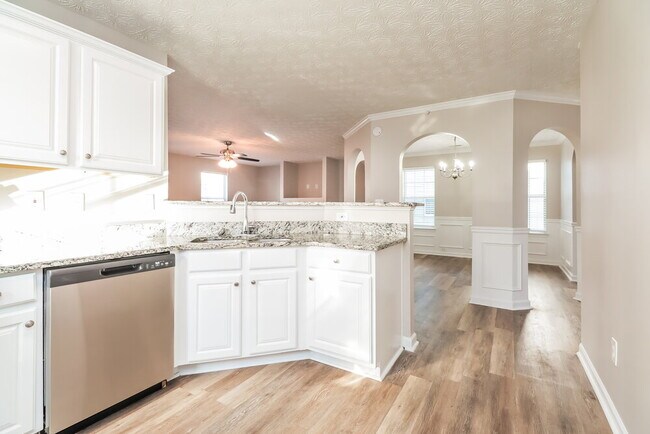 1134 Gable Terrace, Jonesboro, GA 30236 - photo 7