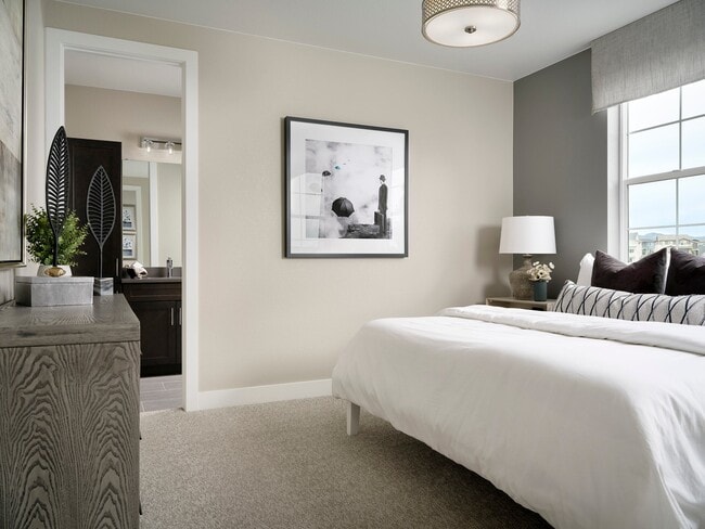 7046 Watercress Dr unit 36860568, Littleton, CO 80125 - photo 4