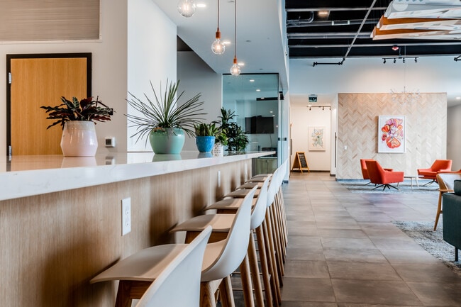 Corner Apartments, Omaha, NE 68131 - photo 4