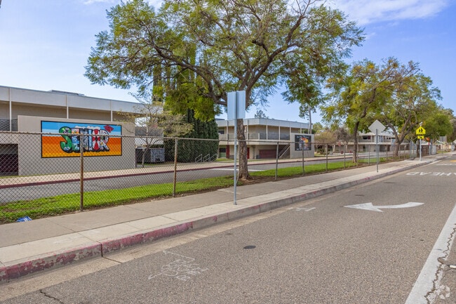 El Modena High School is a great school in the community.