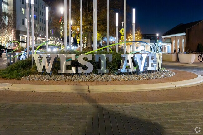 West Avenue brings you through the heart of Downtown Kannapolis.