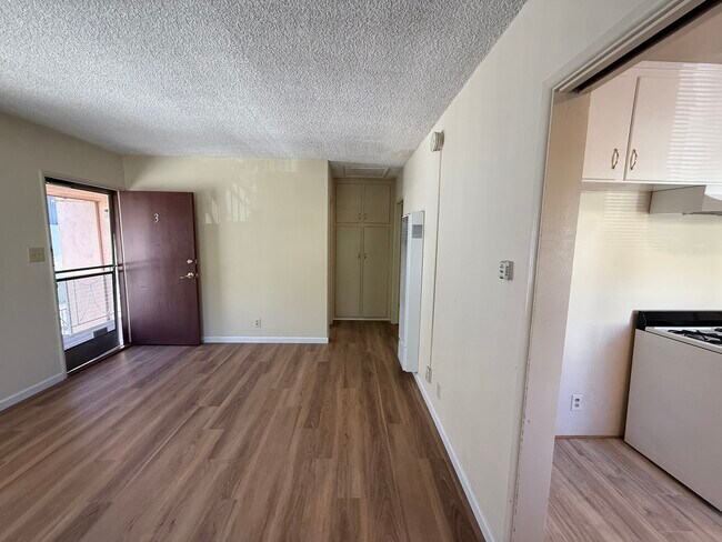 330 E Fairview Ave unit 3, Glendale, CA 91207 - photo 7