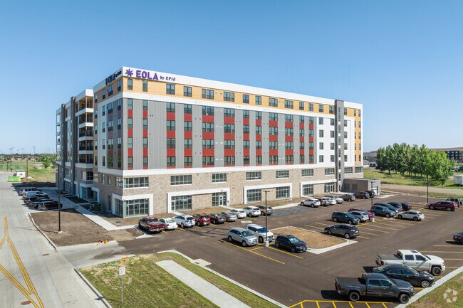 Multi-level condos have recently been developed in Anderson Park and surrounding areas.