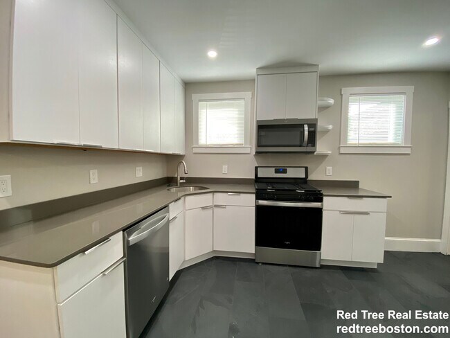 23 Elmer St unit 1, Cambridge, MA 02138 - photo 3